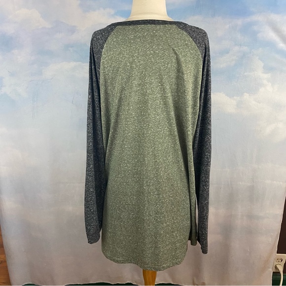 LuLaRoe Green Henley Size 3XL - Picture 2 of 4